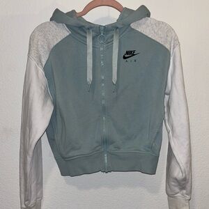 Nike sweater